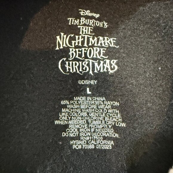 Disney Tim Burton's The Night Before Christmas Graphic Crewneck Kids Large - Picture 3 of 6